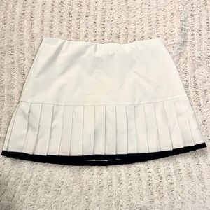 Tory Burch (Tory Sport) Women’s Pleated Hem Tennis Skirt White & Blue